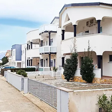 In With Wifi Апартаменты Вир